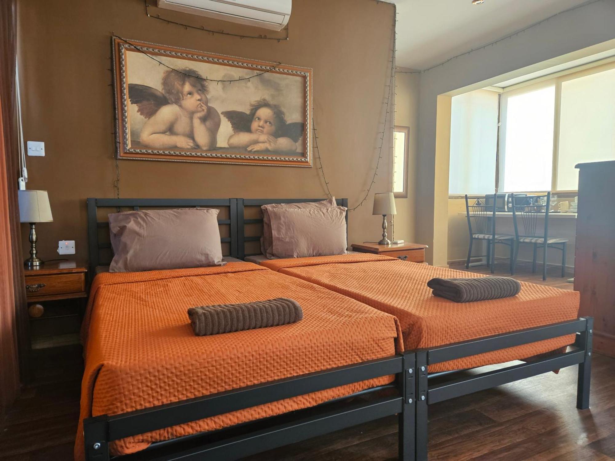 Lotus Guest House Malta Gzira Luaran gambar